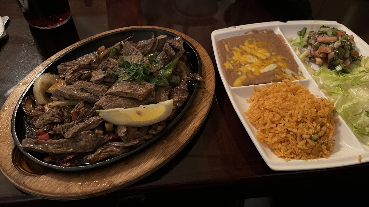 Los Pinos Mexican Restaurant-9